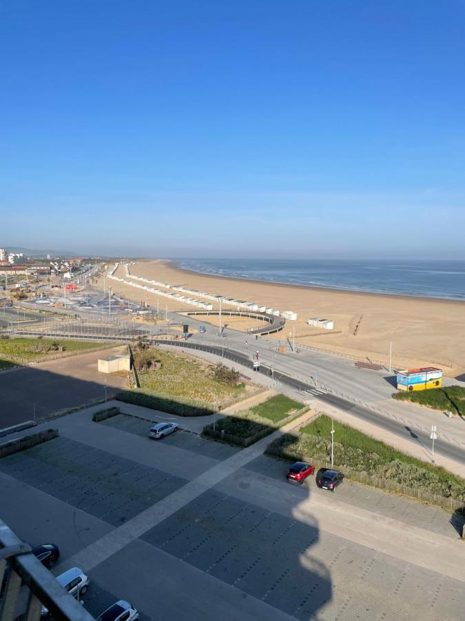 Royal Seavieuw Apartment Calais Exterior photo