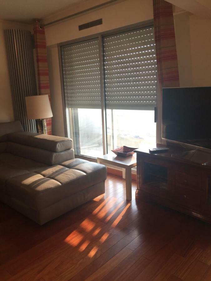 Royal Seavieuw Apartment Calais Exterior photo