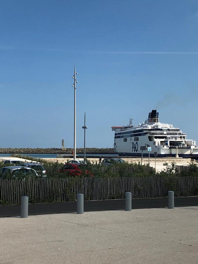 Royal Seavieuw Apartment Calais Exterior photo