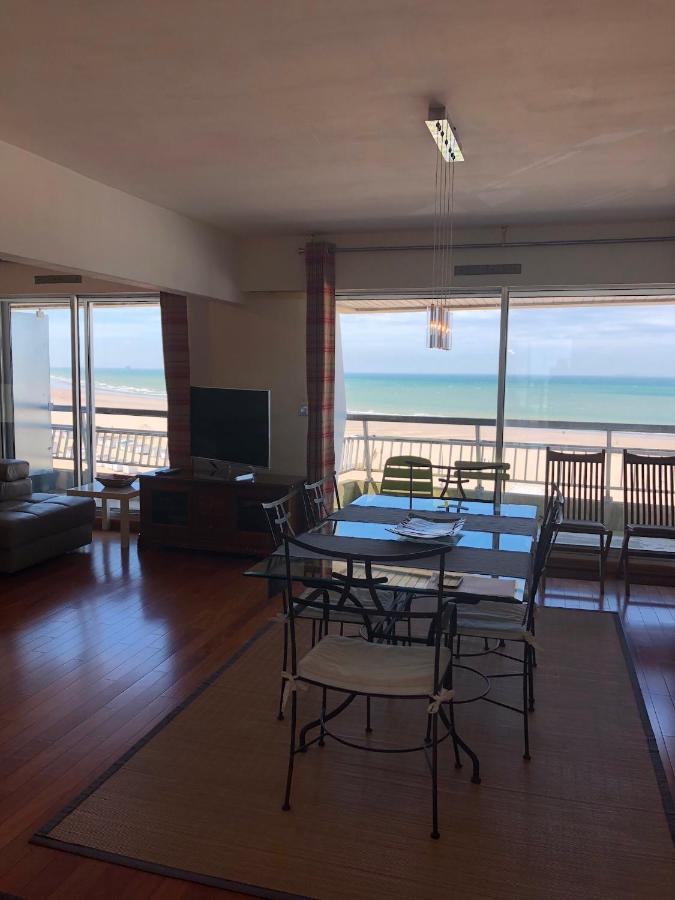 Royal Seavieuw Apartment Calais Exterior photo